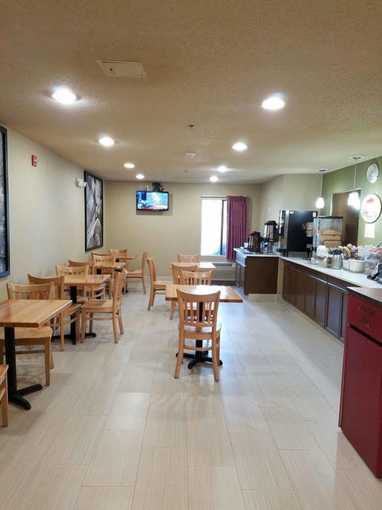 道森维尔速8酒店 外观 照片